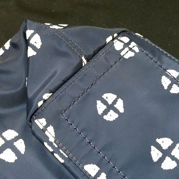 Cole Haan Parker Quarter Nylon Zip Tote - Picture 7 of 8